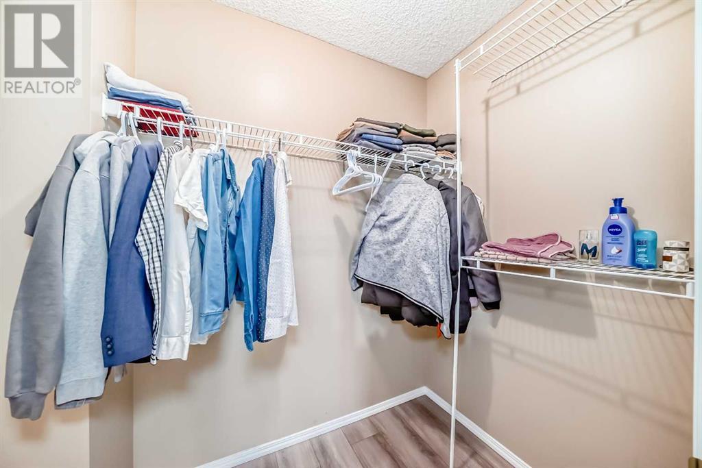 Photo 33 of 128 Millview Green Sw, Calgary AB