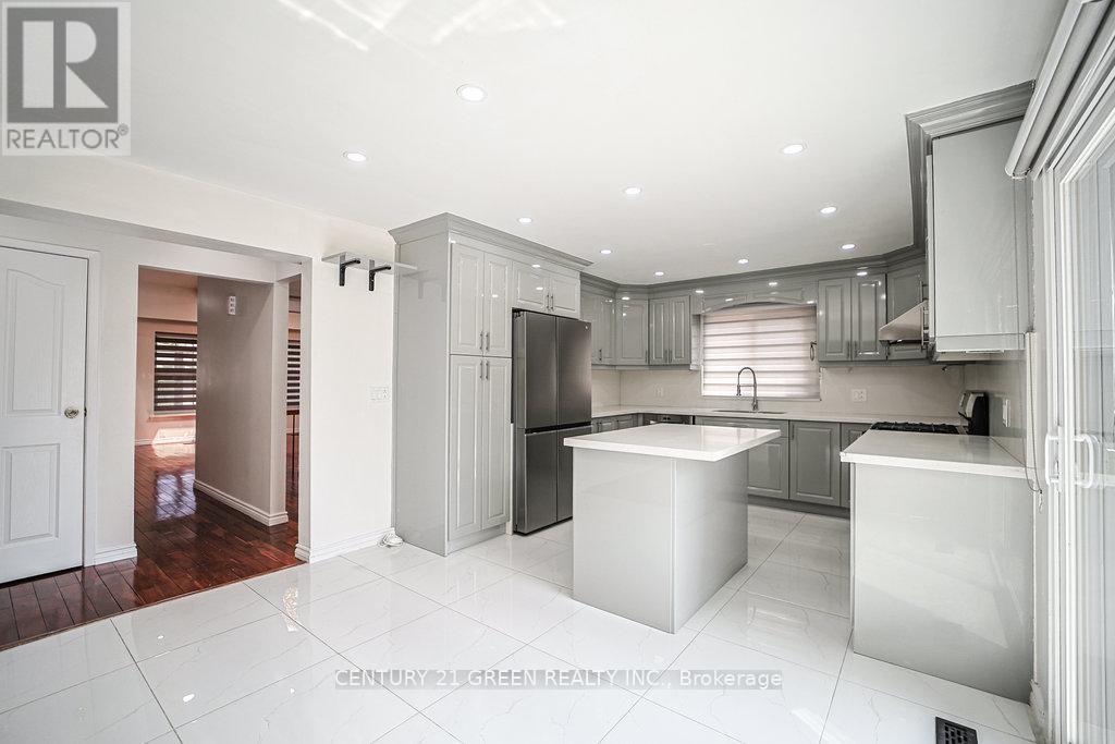 Photo 3 of 236 Ingleton Boulevard, Toronto ON