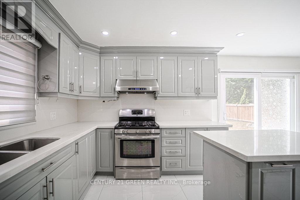 Photo 22 of 236 Ingleton Boulevard, Toronto ON