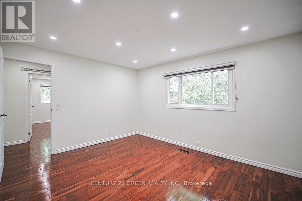 Photo 30 of 236 Ingleton Boulevard, Toronto ON