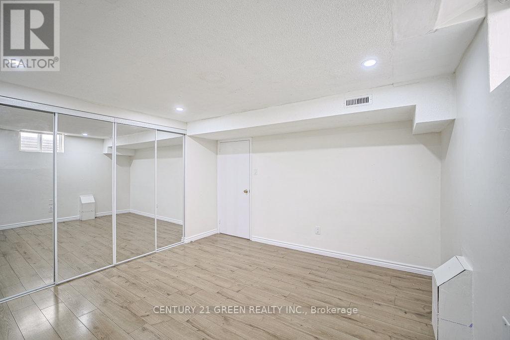 Photo 19 of 236 Ingleton Boulevard, Toronto ON
