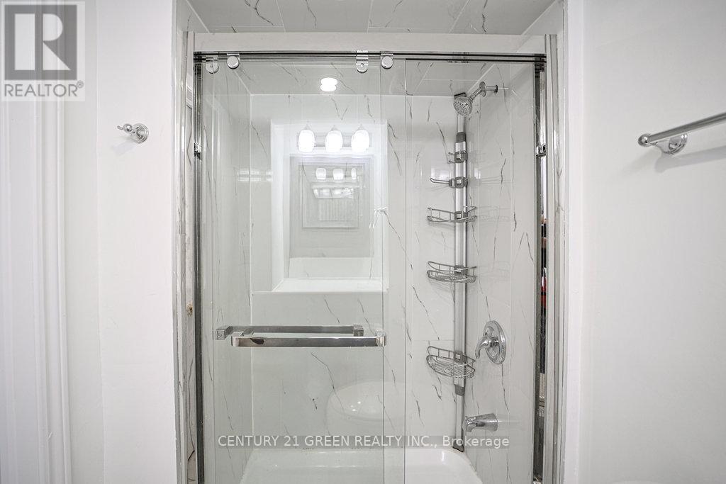 Photo 9 of 236 Ingleton Boulevard, Toronto ON