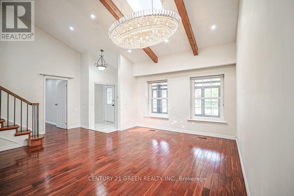 Photo 18 of 236 Ingleton Boulevard, Toronto ON