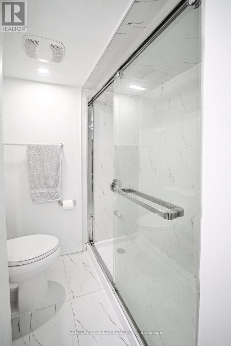 Photo 5 of 236 Ingleton Boulevard, Toronto ON