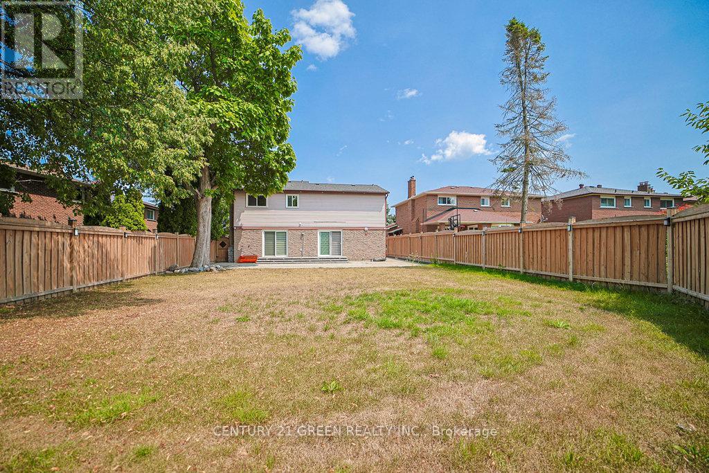 Photo 27 of 236 Ingleton Boulevard, Toronto ON