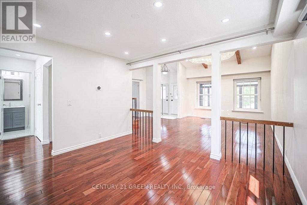 Photo 15 of 236 Ingleton Boulevard, Toronto ON