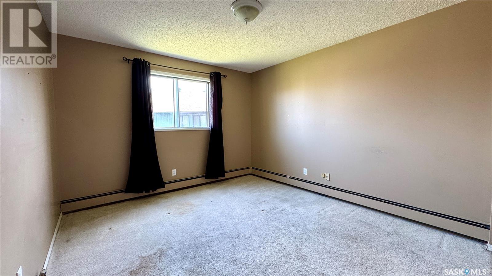 Photo 10 of 307 802 C Kingsmere Boulevard, Saskatoon SK