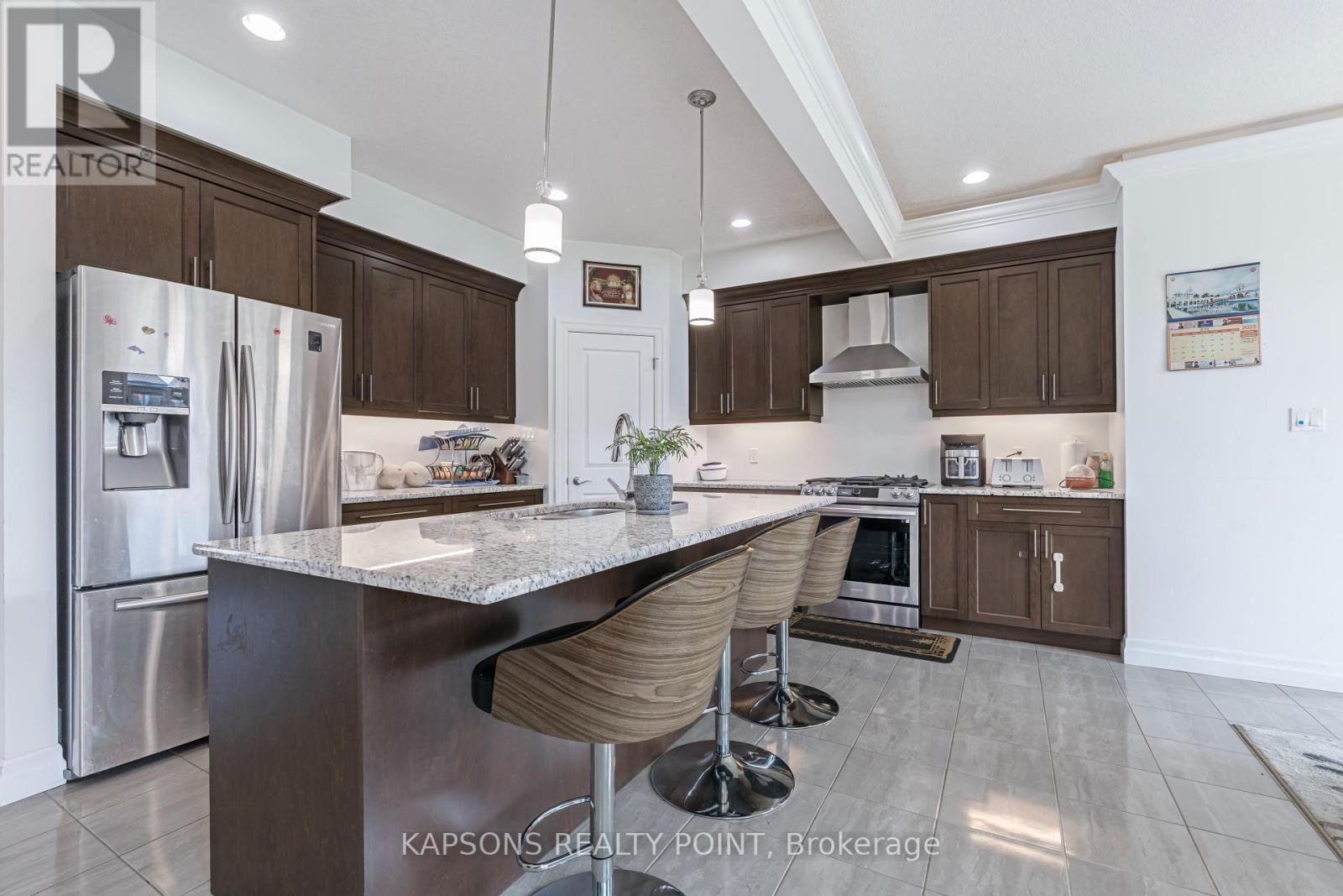 Photo 4 of 2059 Bakervilla Street, London South ON