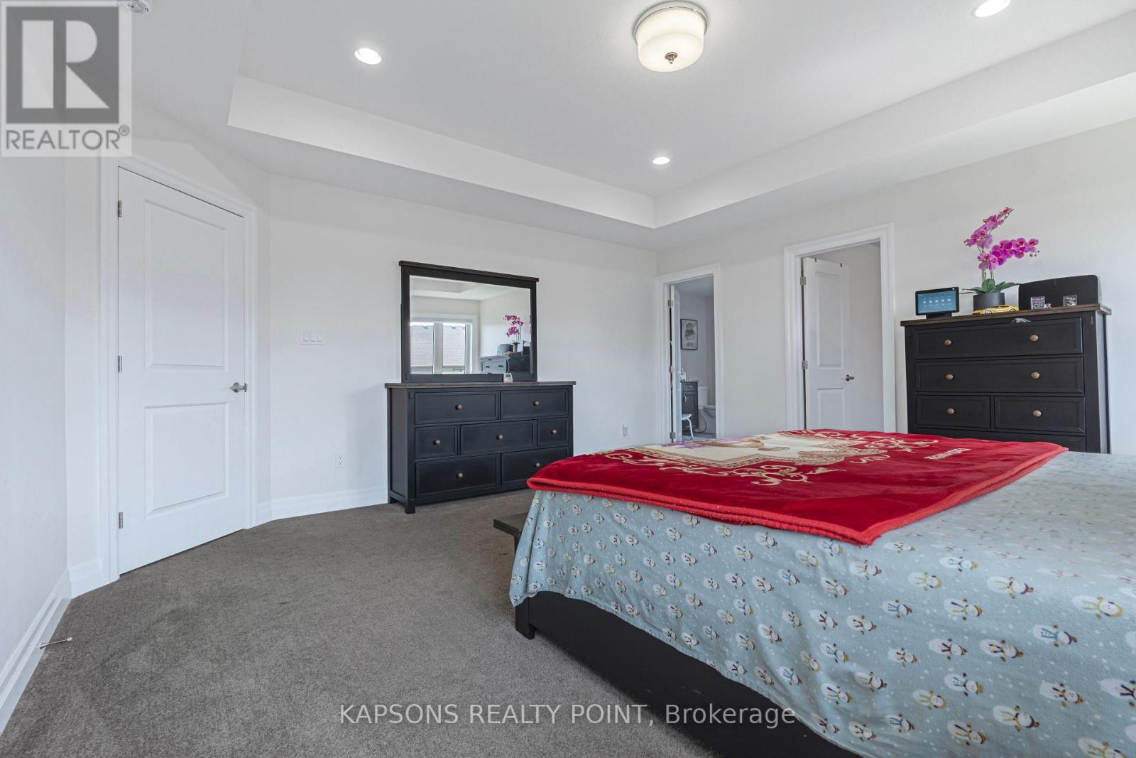 Photo 33 of 2059 Bakervilla Street, London South ON