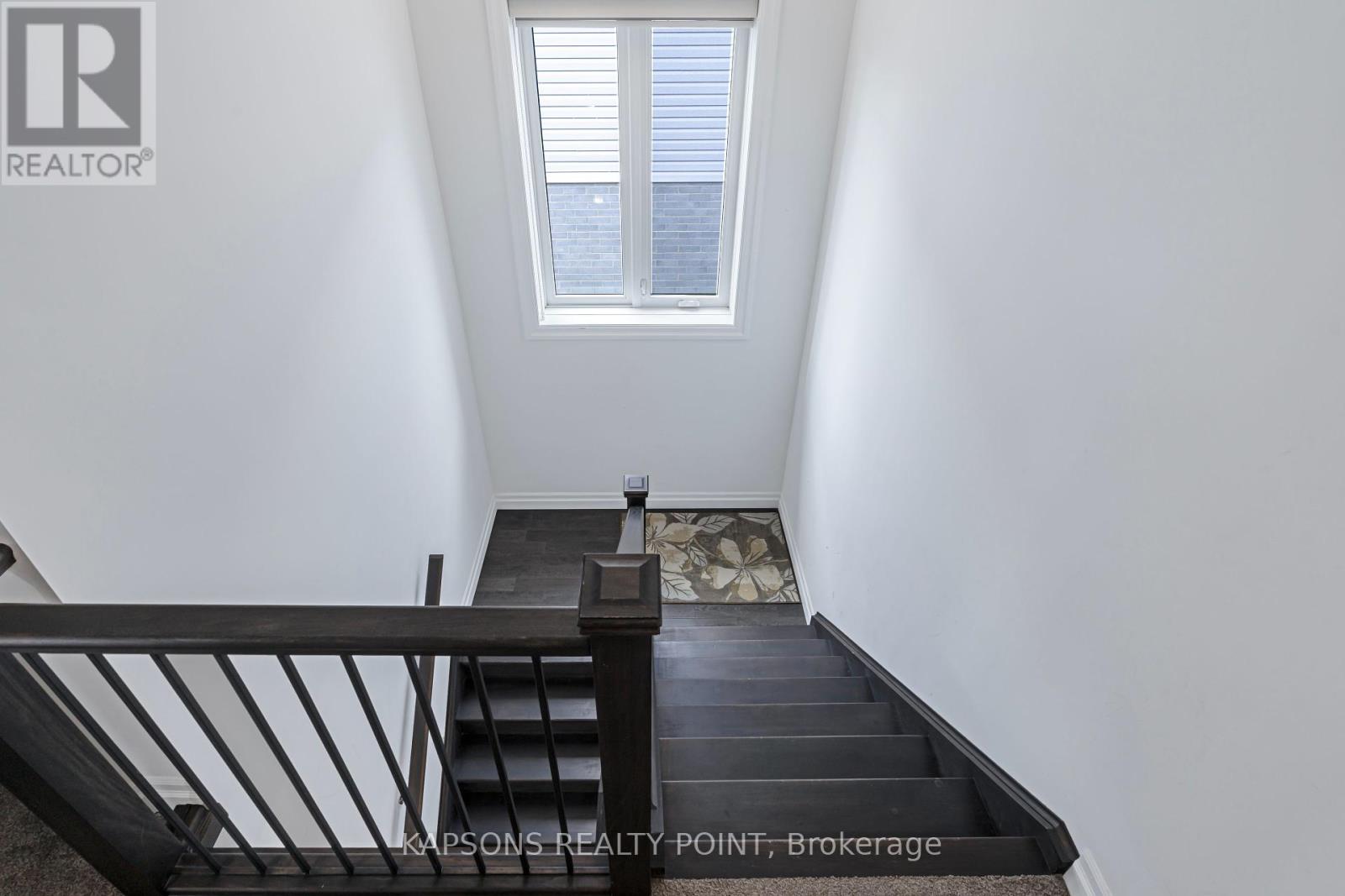 Photo 32 of 2059 Bakervilla Street, London South ON
