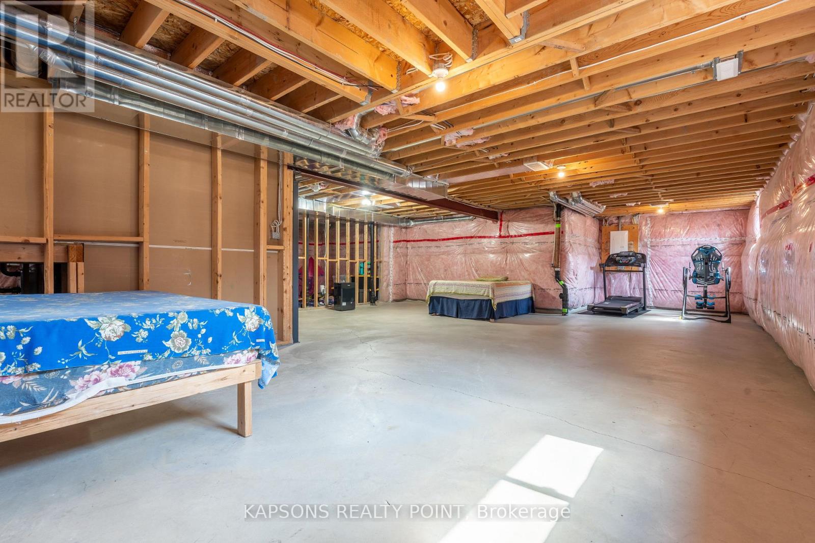 Photo 5 of 2059 Bakervilla Street, London South ON