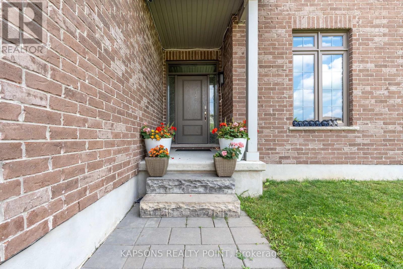 Photo 34 of 2059 Bakervilla Street, London South ON