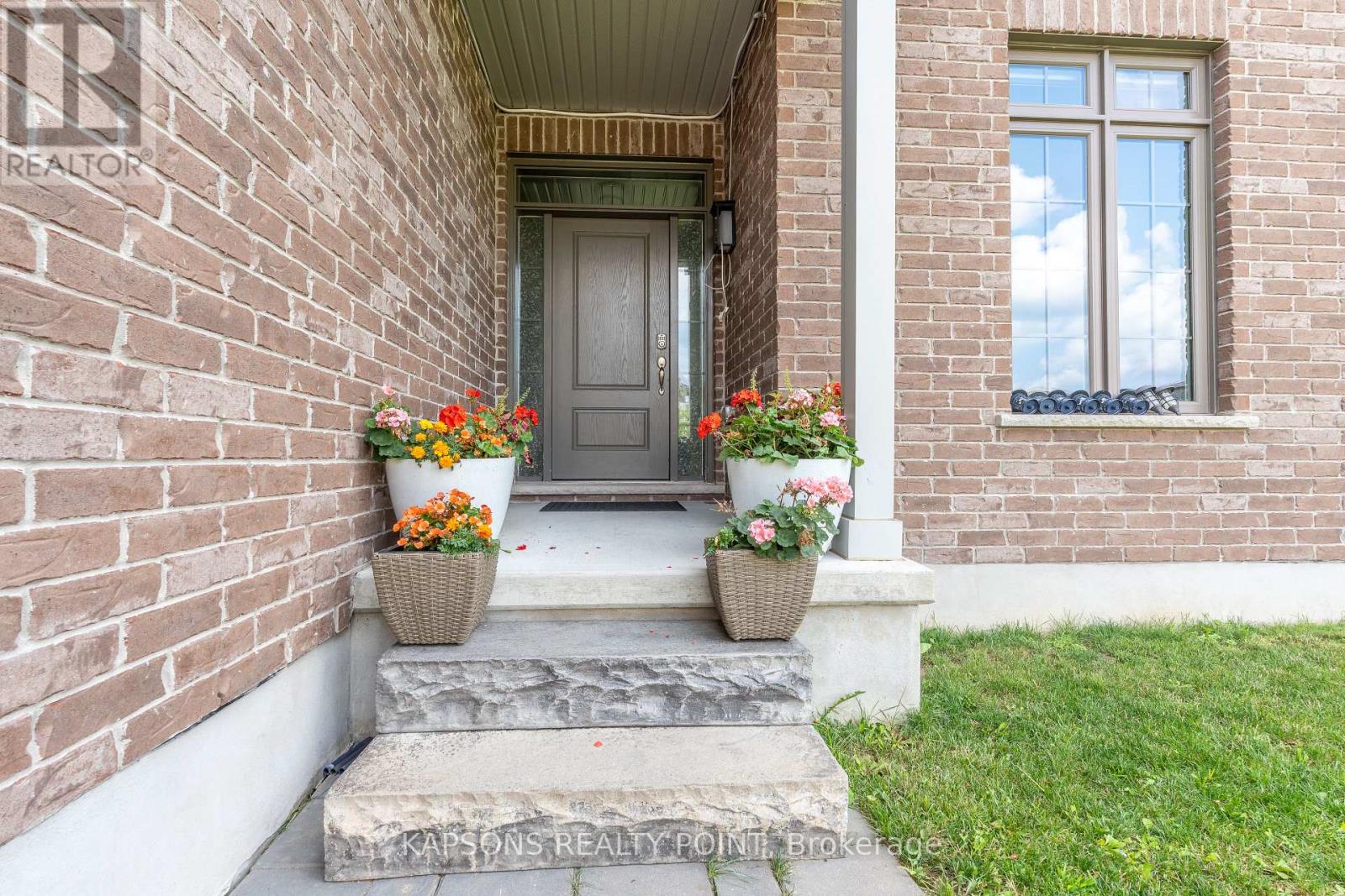 Photo 12 of 2059 Bakervilla Street, London South ON