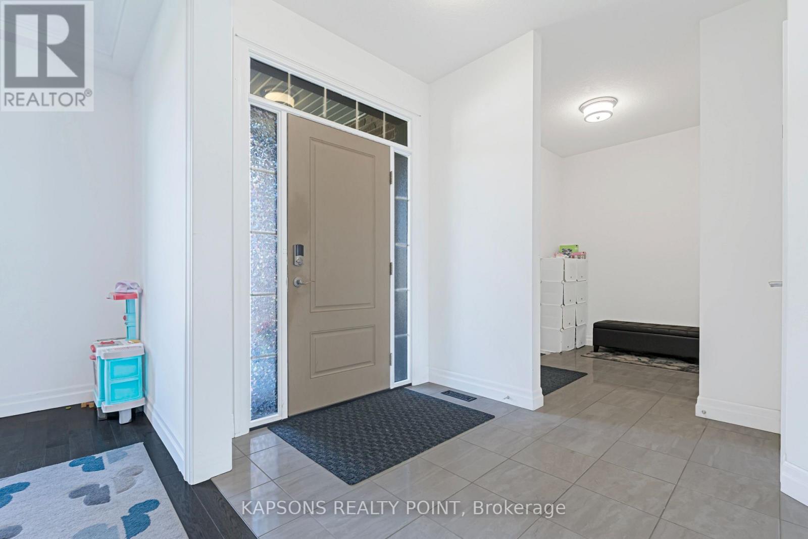 Photo 8 of 2059 Bakervilla Street, London South ON