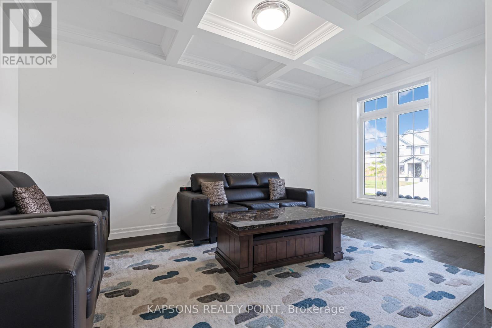 Photo 10 of 2059 Bakervilla Street, London South ON