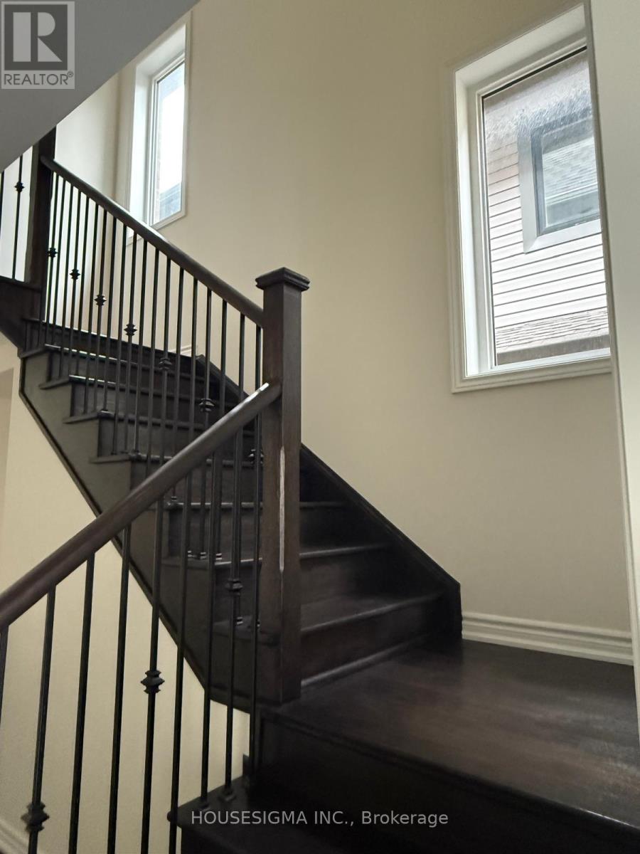 Photo 9 of 20 Spiers Road, Erin ON