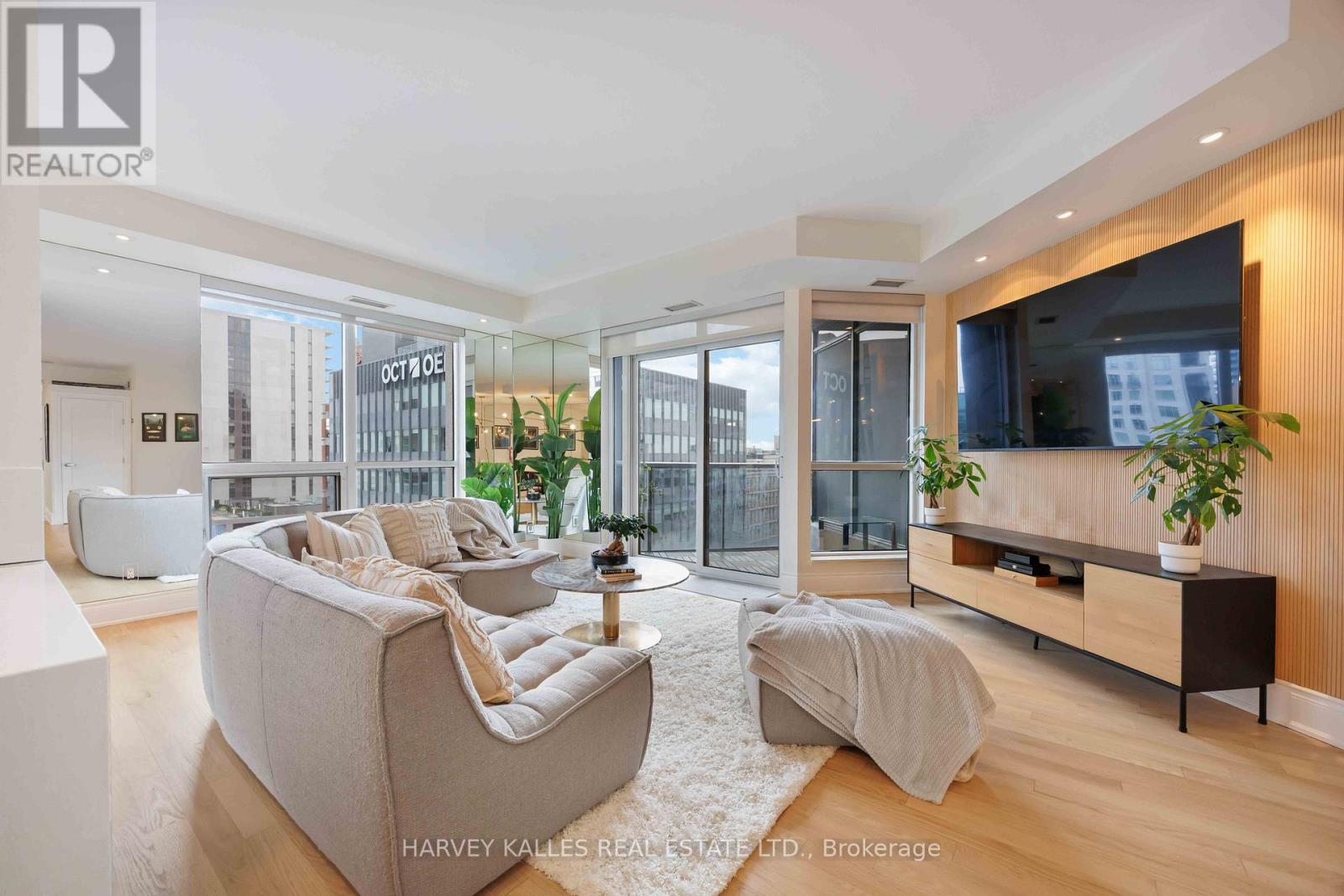 Photo 34 of 1403 10 Bellair Street, Toronto ON
