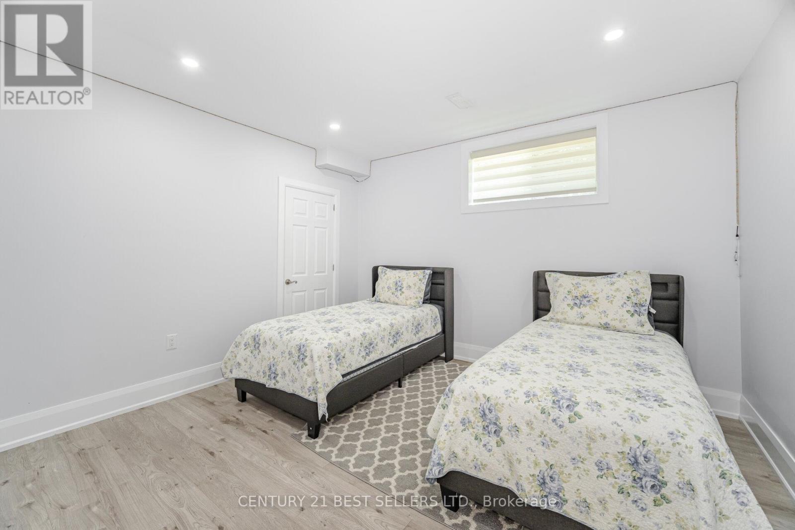 Photo 37 of 10108 Clarkway Drive, Brampton ON