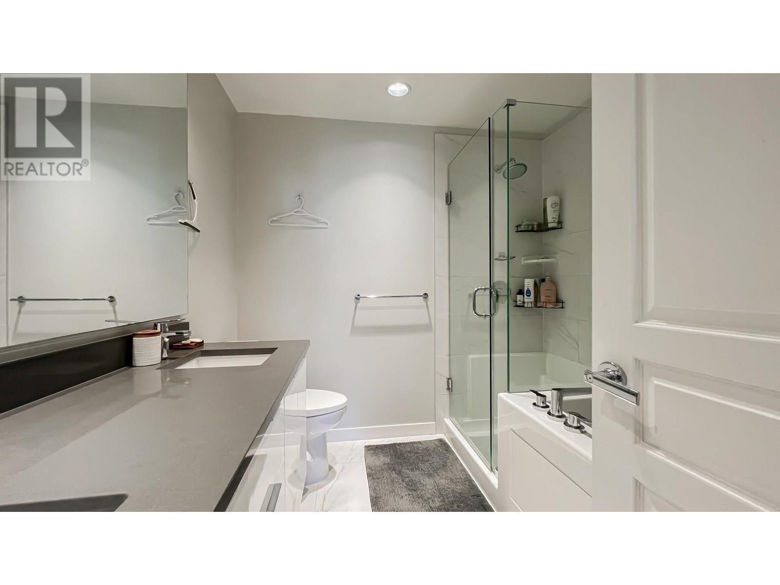 Photo 27 of 327 9366 Tomicki Avenue, Richmond BC