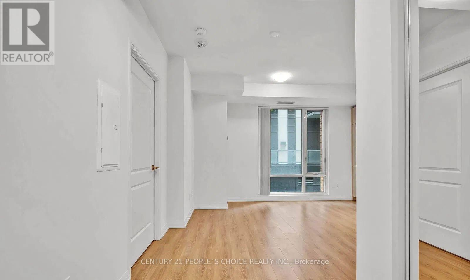 Photo 5 of 602 8 Widmer Street, Toronto ON