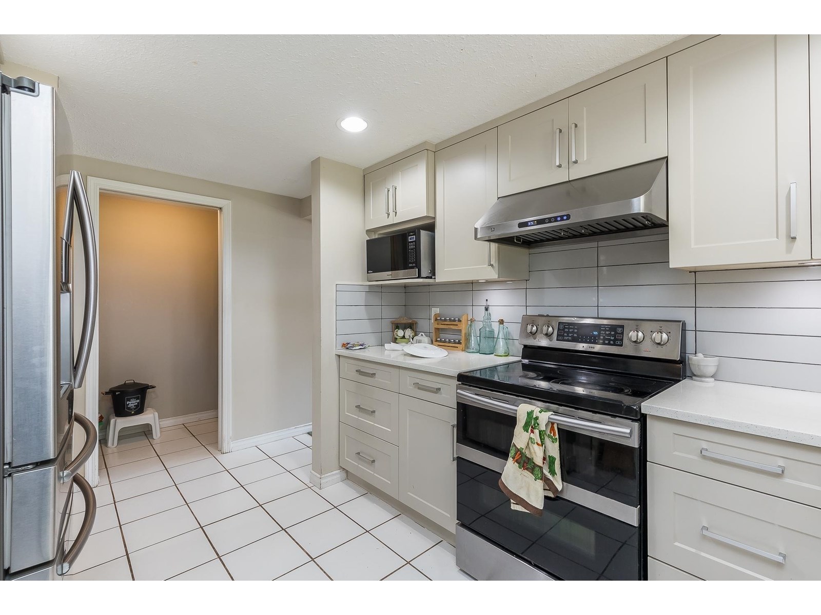 Photo 14 of 6905 Bradner Road, Abbotsford BC