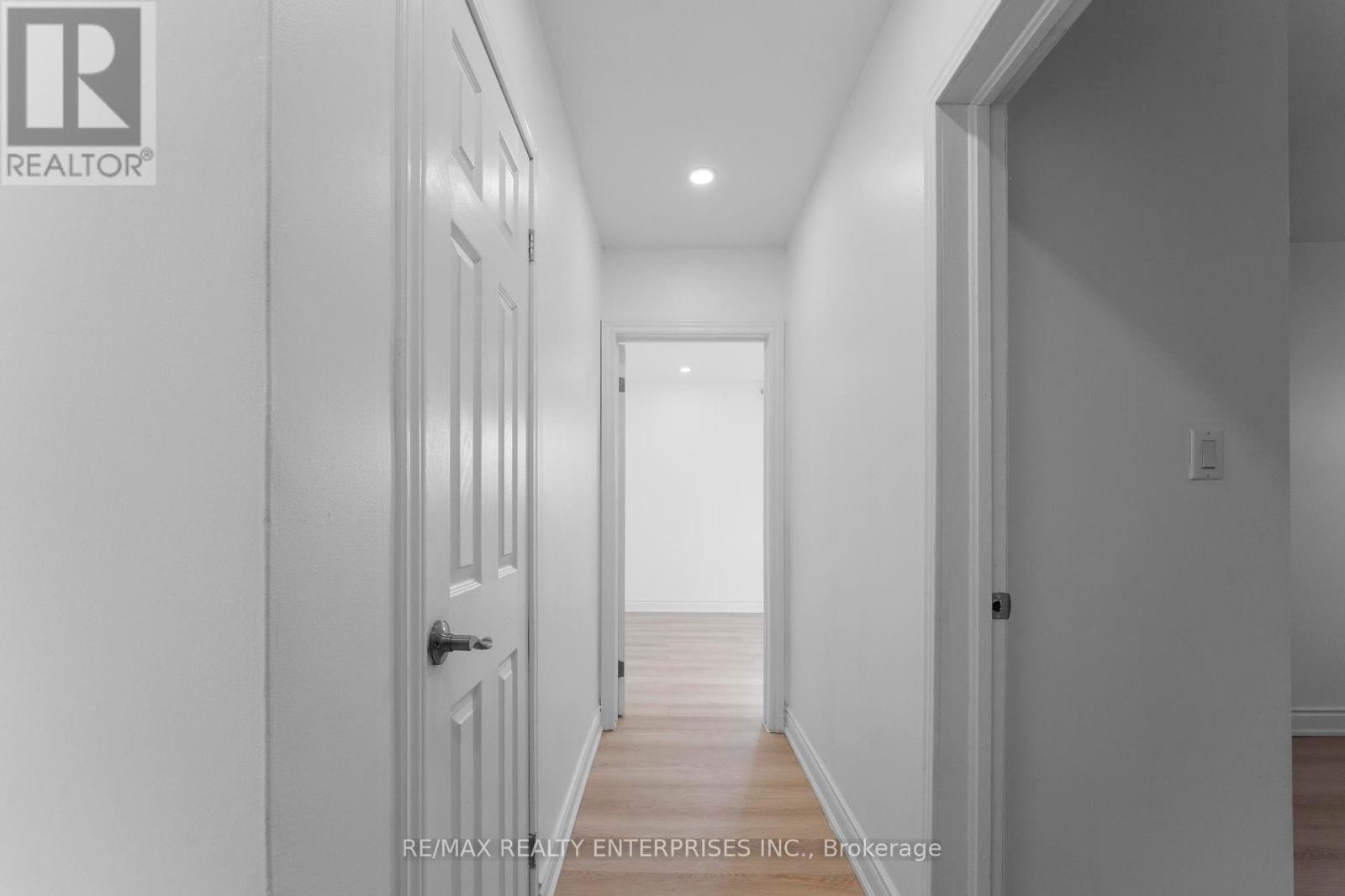 Photo 4 of 60 Wakelin Terrace, St Catharines ON