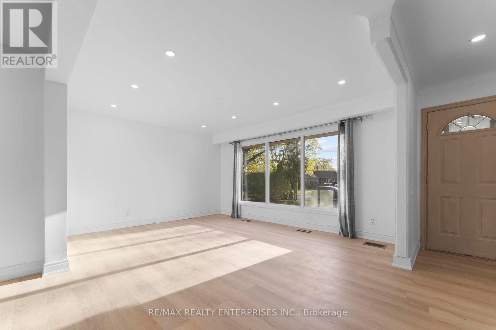 Photo 27 of 60 Wakelin Terrace, St Catharines ON