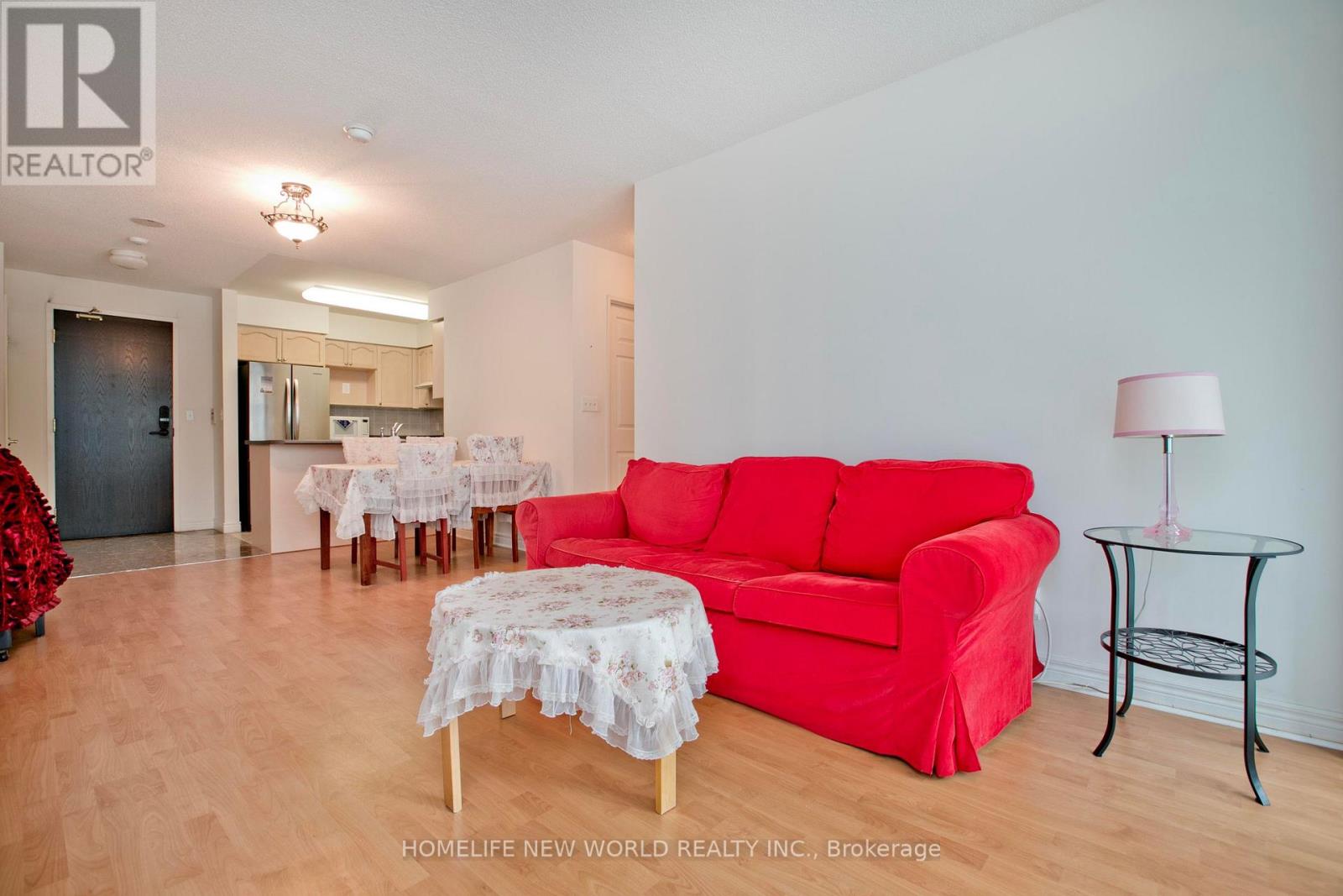 Photo 10 of 1506 23 Hollywood Avenue, Toronto ON
