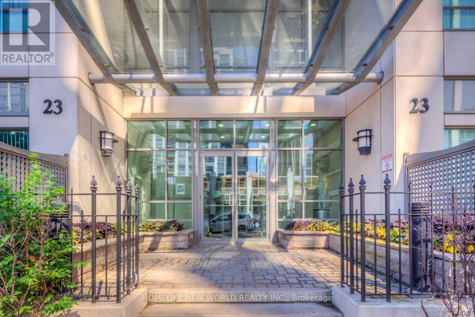 Photo 2 of 1506 23 Hollywood Avenue, Toronto ON