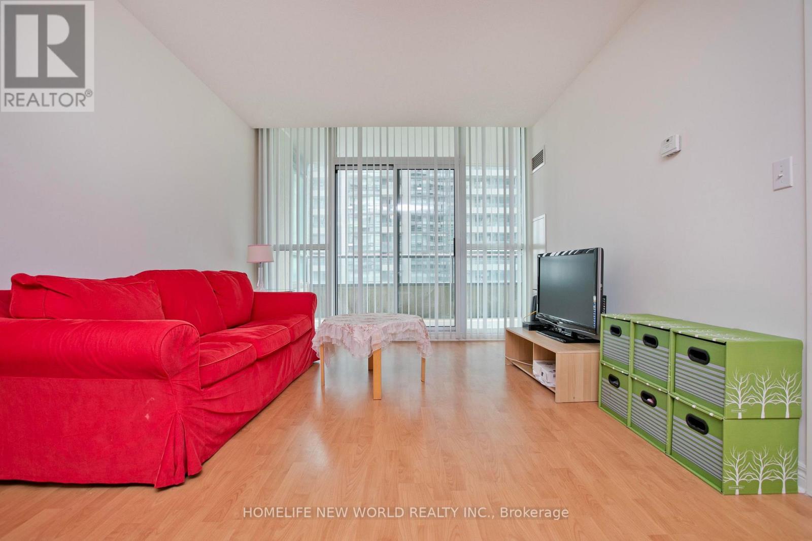 Photo 8 of 1506 23 Hollywood Avenue, Toronto ON