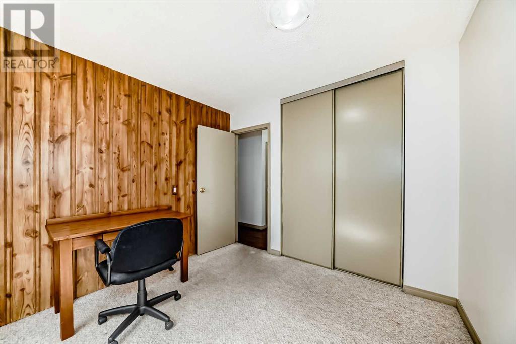 Single Family House 3 Level for Sale in   Ranchview Drive NW Ranchlands Calgary 