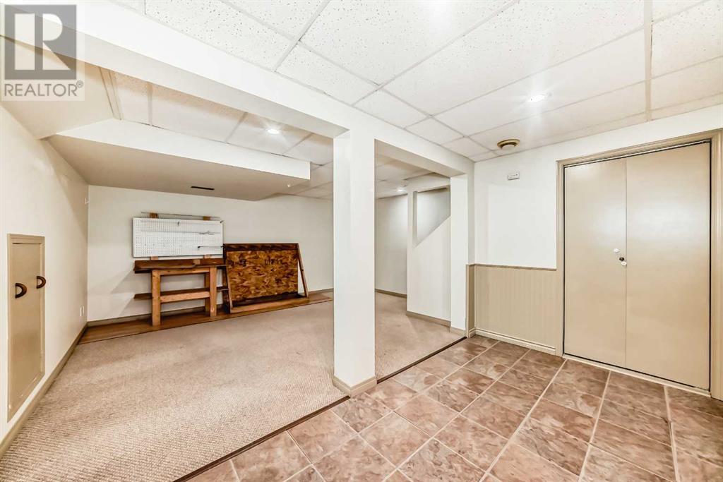 Single Family House 3 Level for Sale in   Ranchview Drive NW Ranchlands Calgary 