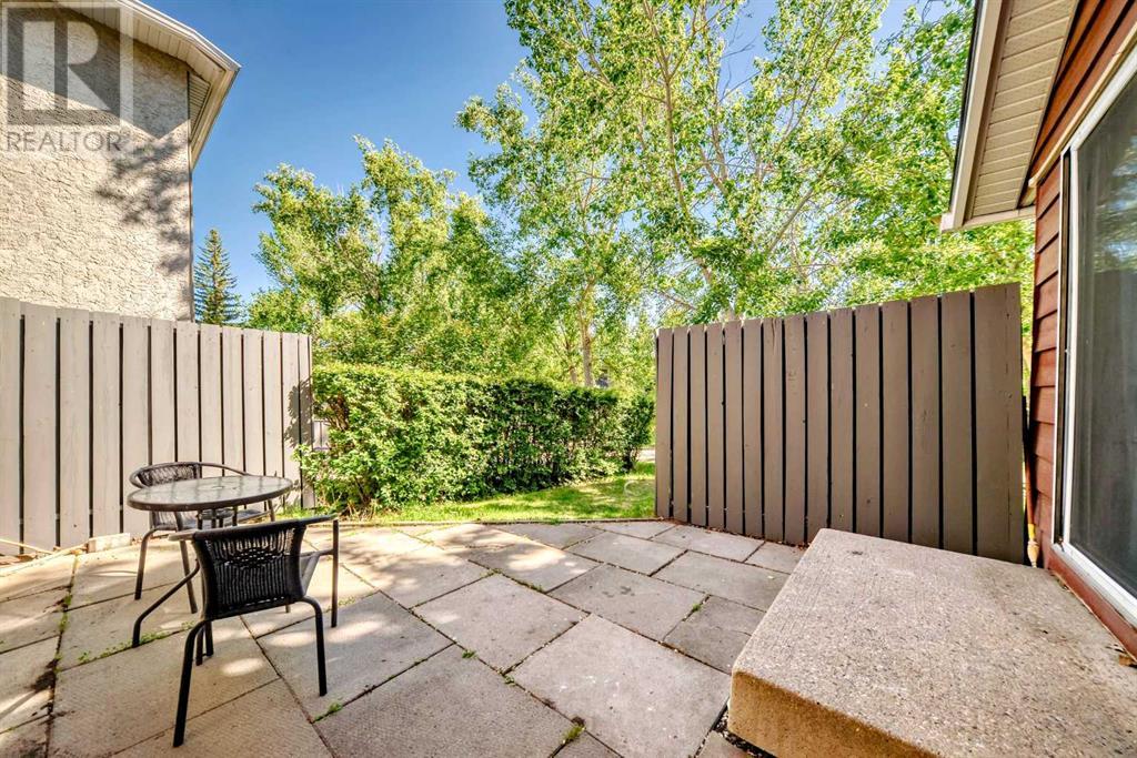 Single Family House 3 Level for Sale in   Ranchview Drive NW Ranchlands Calgary 