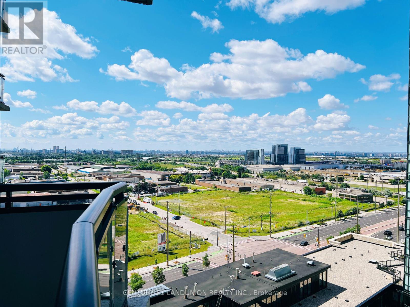 Photo 17 of 1305 2900 Highway 7 Road, Vaughan ON