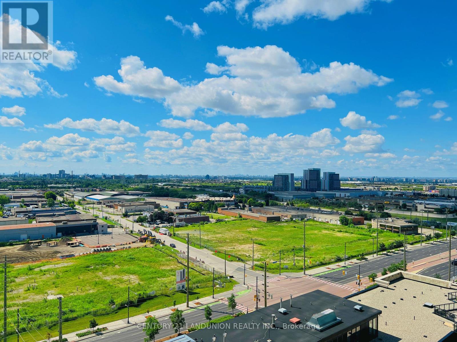 Photo 18 of 1305 2900 Highway 7 Road, Vaughan ON