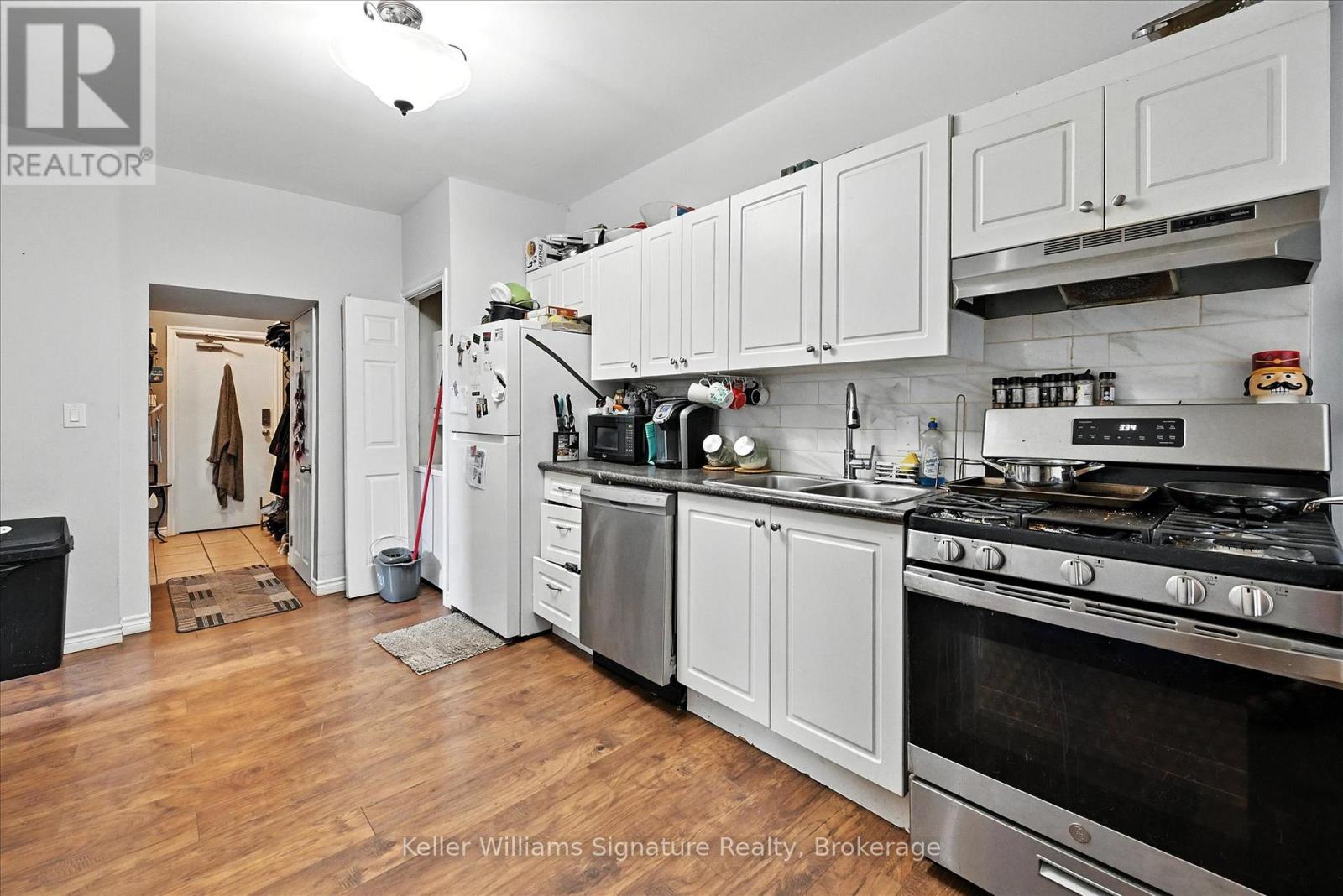 Photo 22 of 9 Tisdale Street S, Hamilton ON