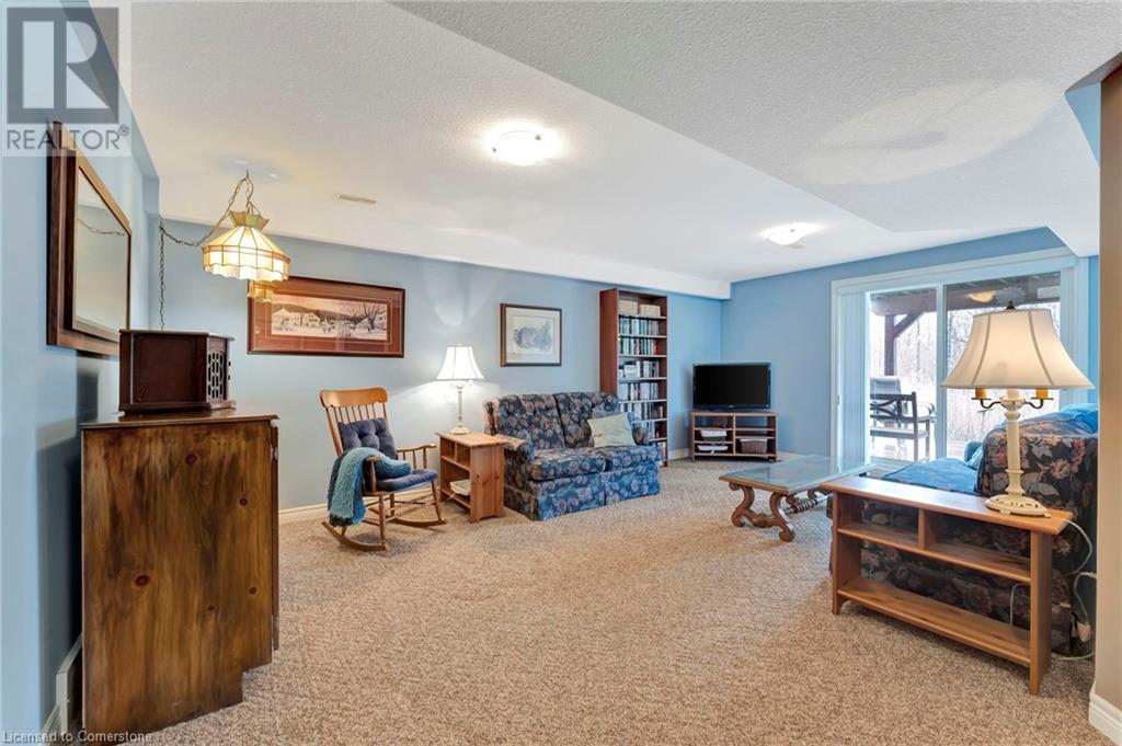 Photo 27 of 23 Iron Bridge Court, Caledonia ON