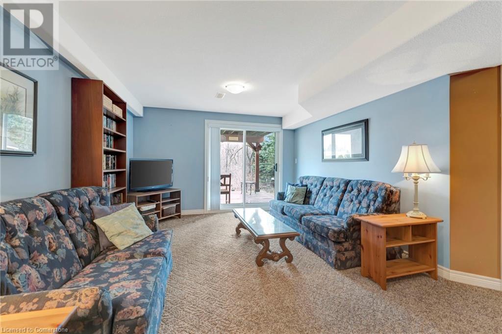 Photo 25 of 23 Iron Bridge Court, Caledonia ON