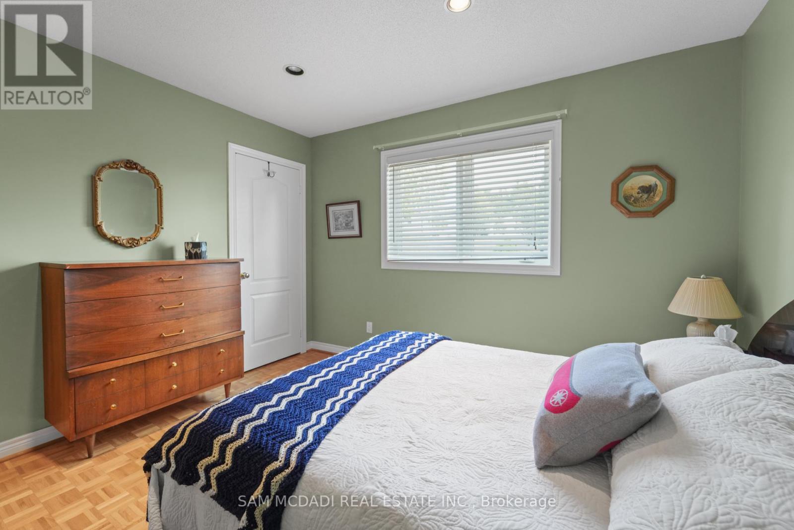 Photo 26 of 84 Maryland Drive, Selwyn ON