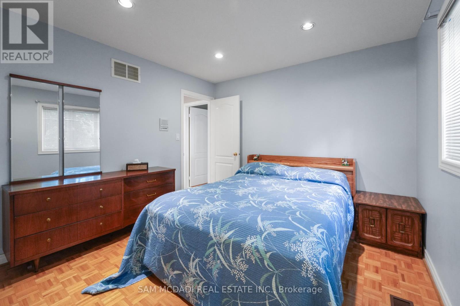 Photo 36 of 84 Maryland Drive, Selwyn ON
