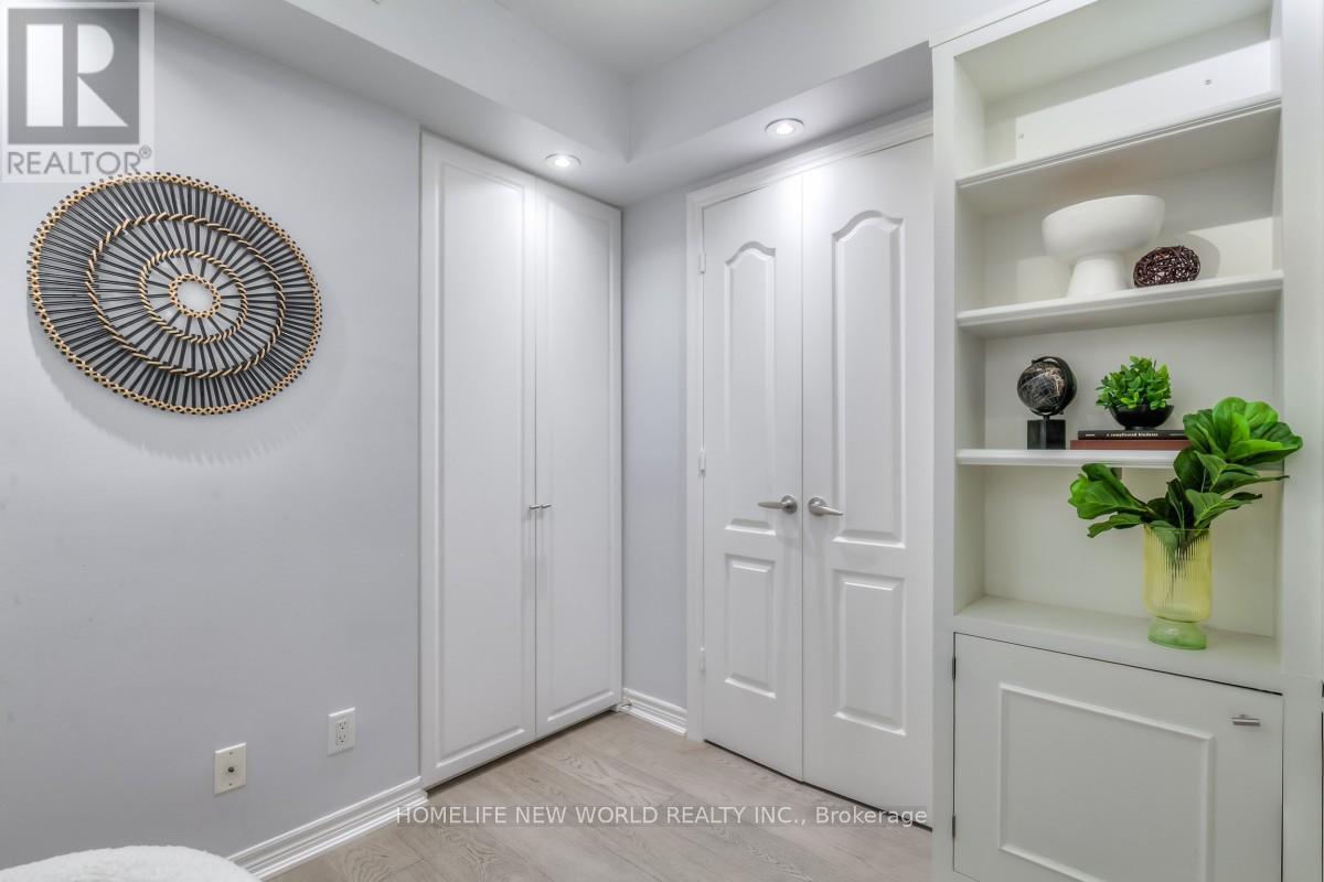 Photo 11 of 207 38 William Carson Crescent, Toronto ON