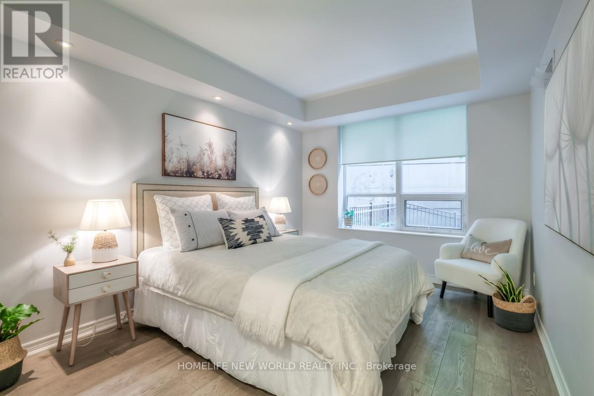 Photo 15 of 207 38 William Carson Crescent, Toronto ON