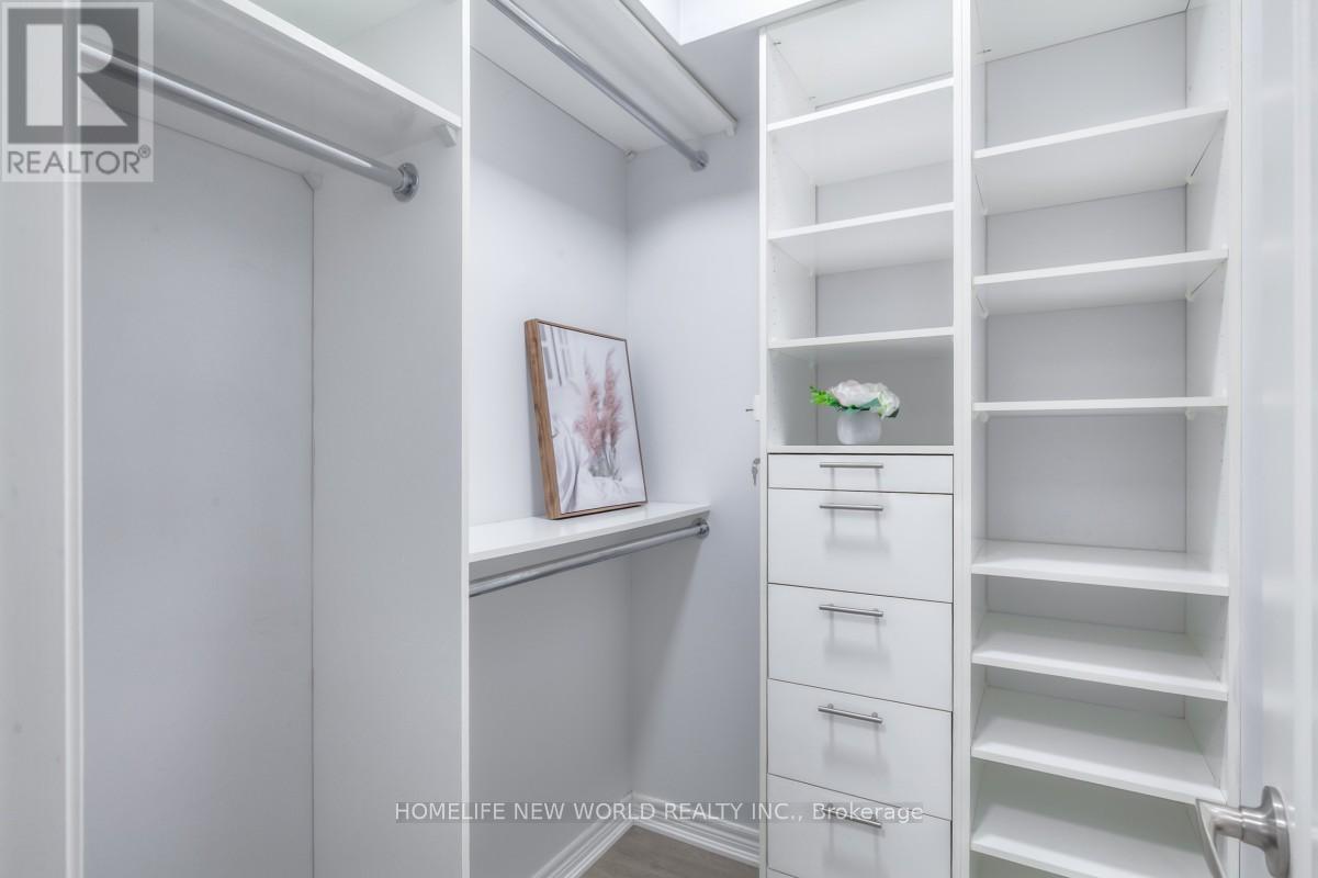 Photo 17 of 207 38 William Carson Crescent, Toronto ON