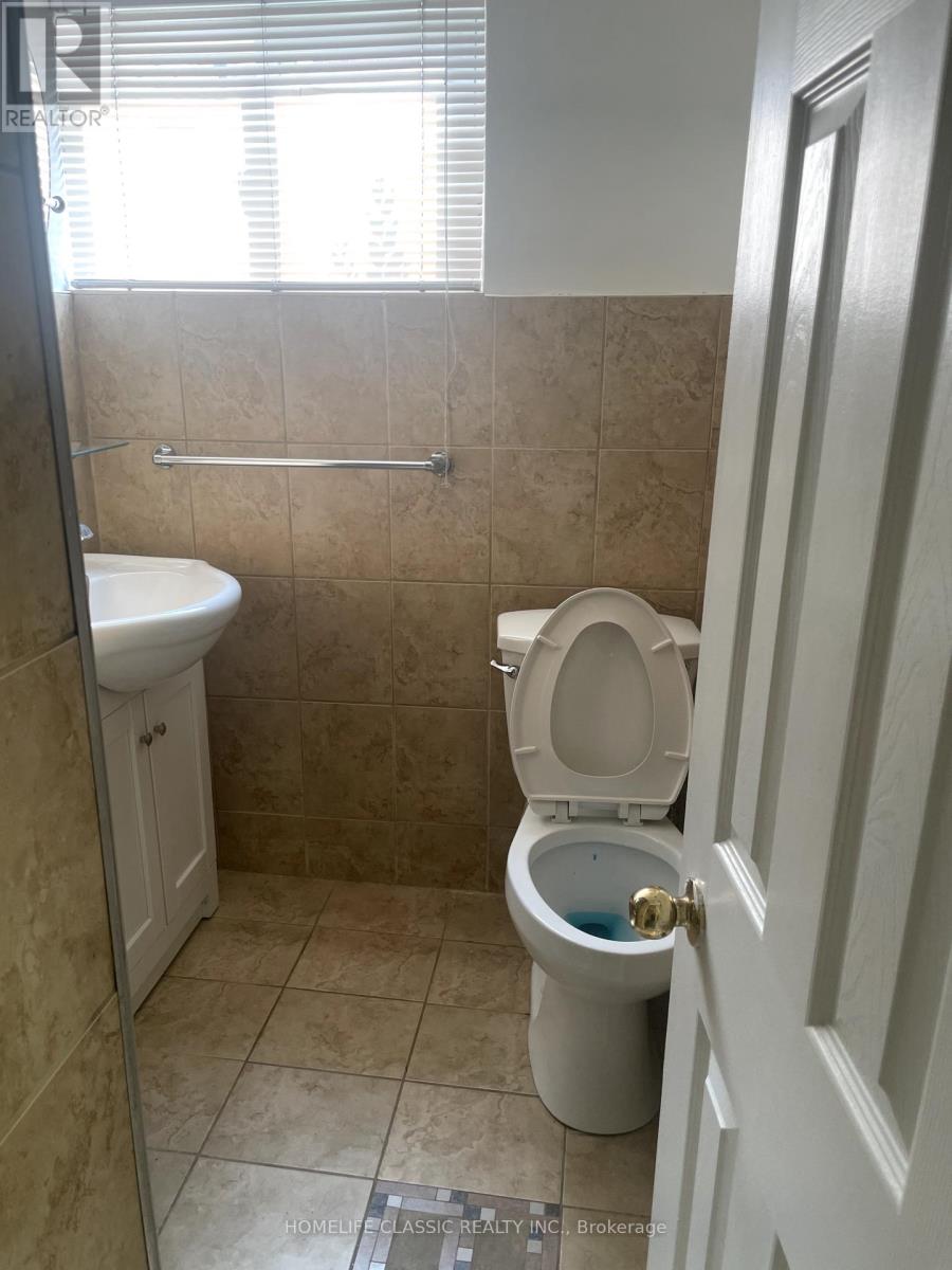 Photo 10 of Lower 31 Madawaska Avenue, Toronto ON