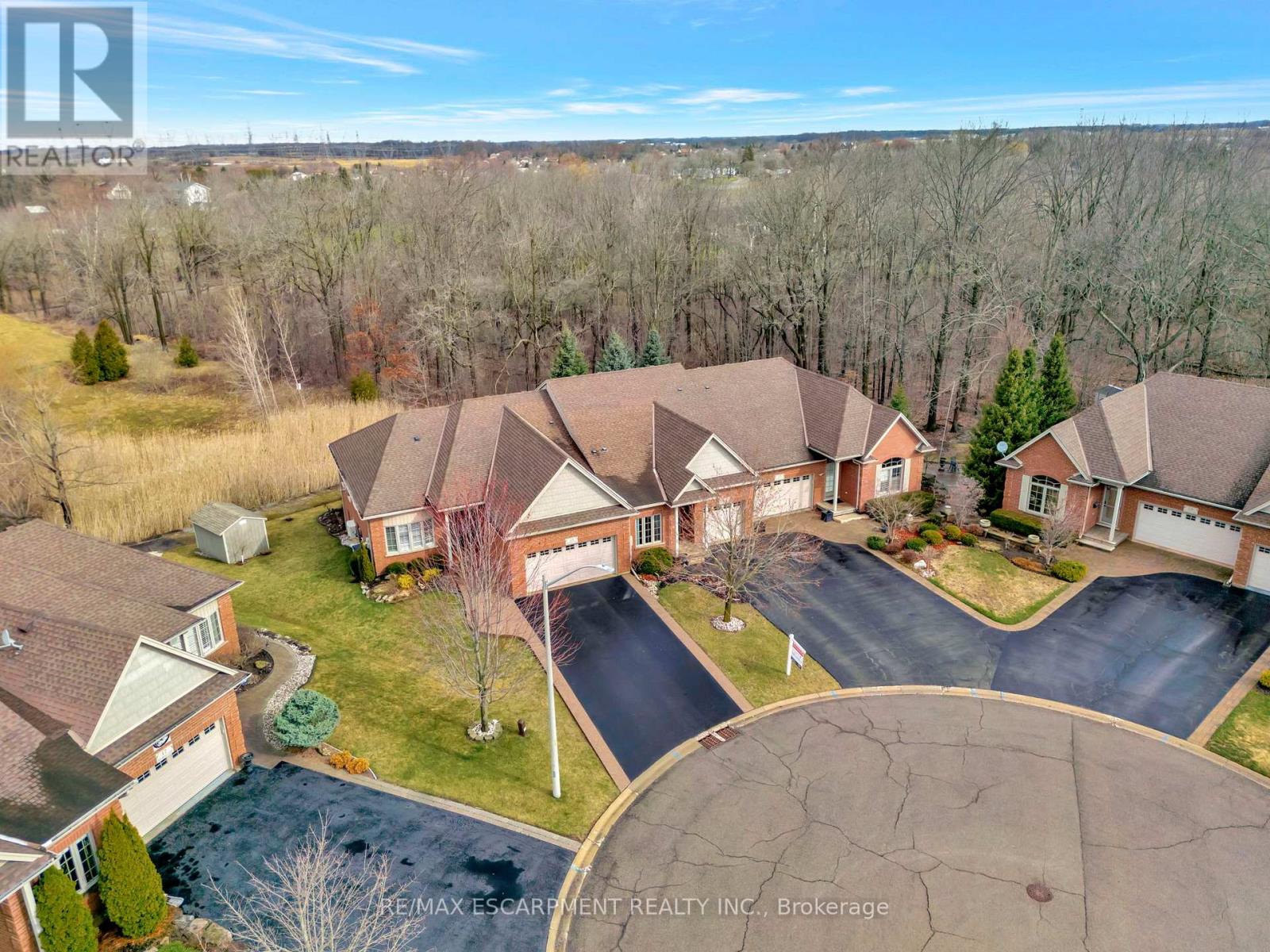 Photo 20 of 23 Iron Bridge Court, Haldimand ON