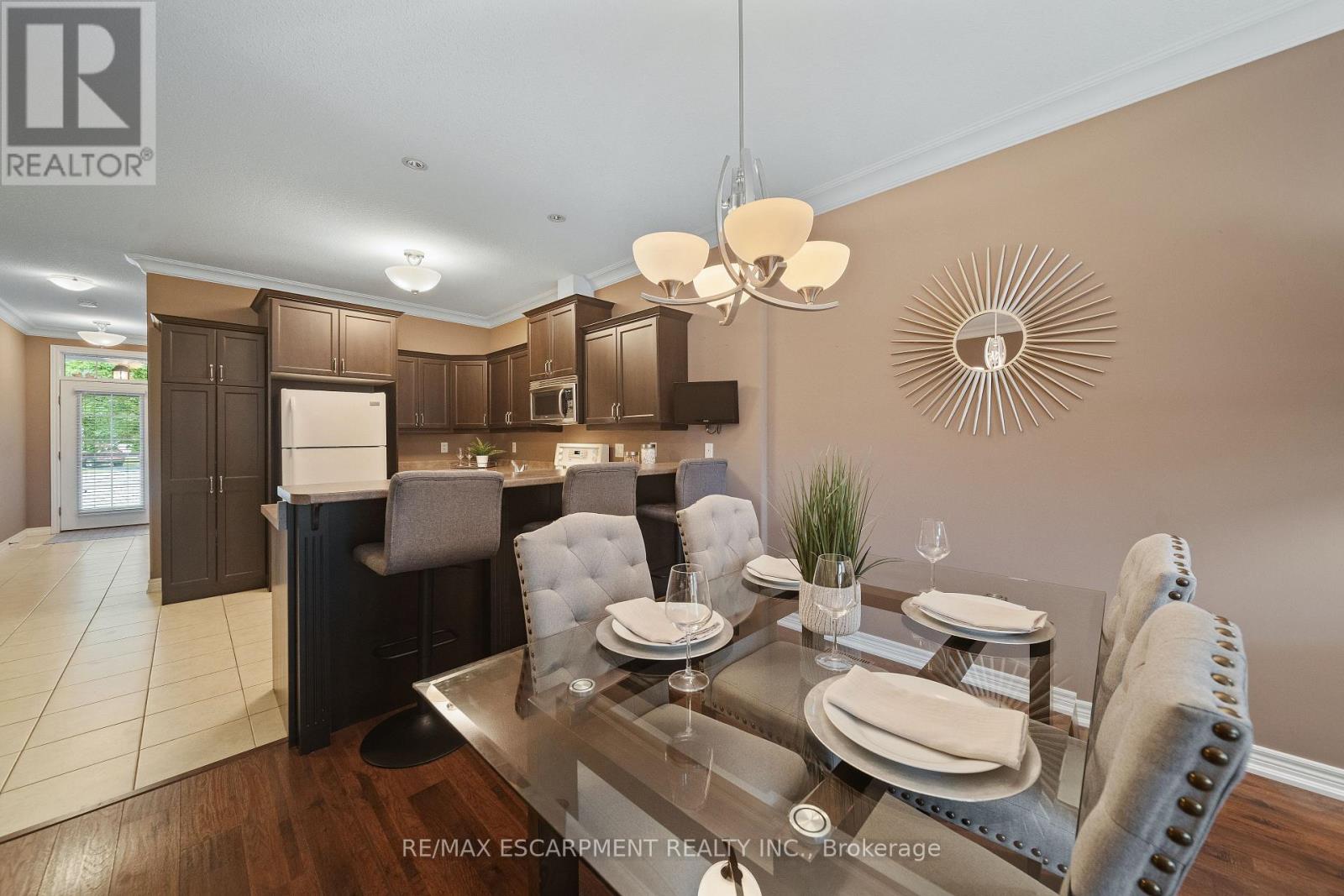 Photo 10 of 23 Iron Bridge Court, Haldimand ON