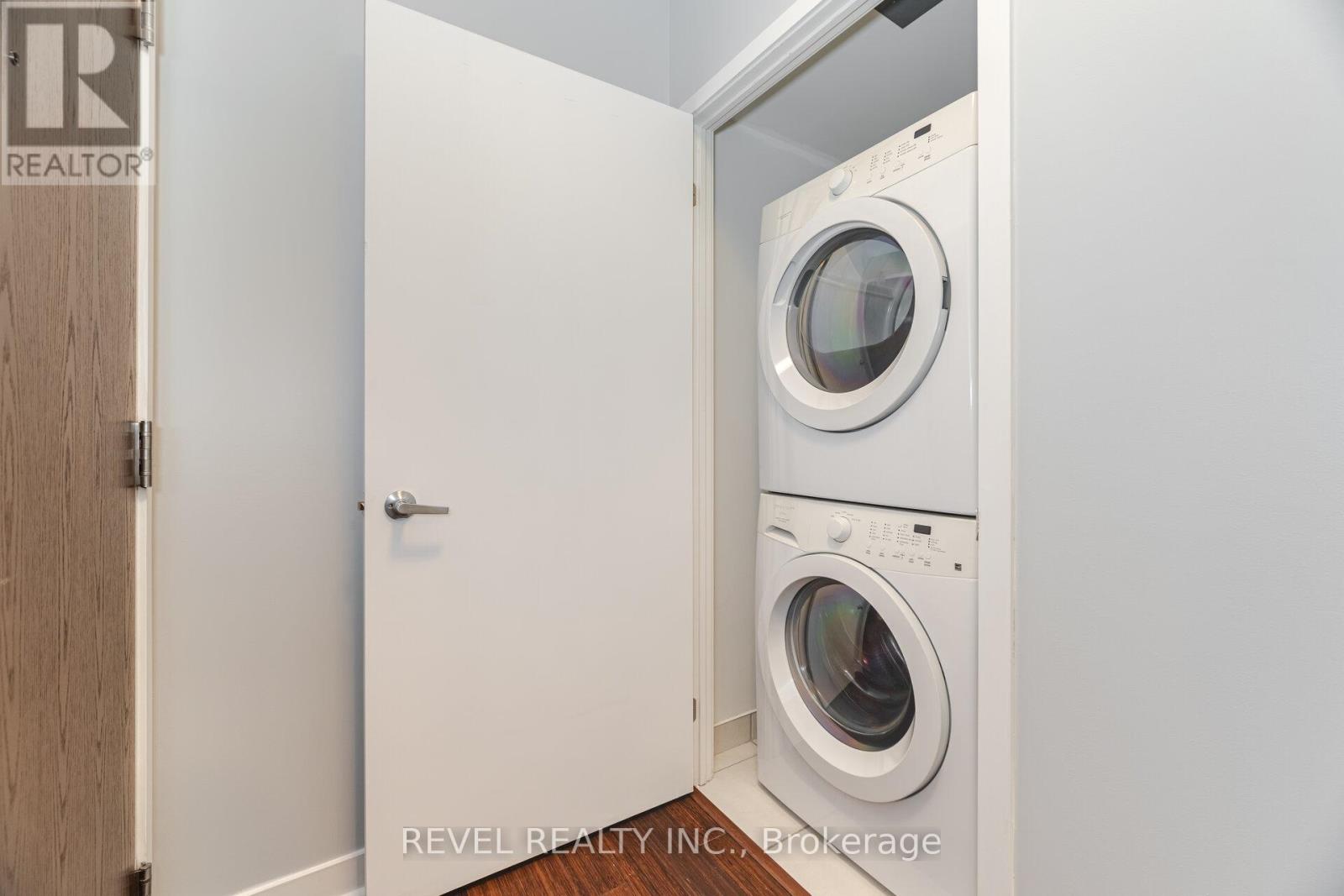 Photo 25 of 2105 365 Prince Of Wales Drive, Mississauga ON