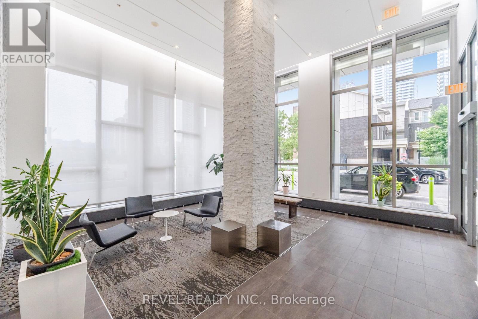 Photo 32 of 2105 365 Prince Of Wales Drive, Mississauga ON