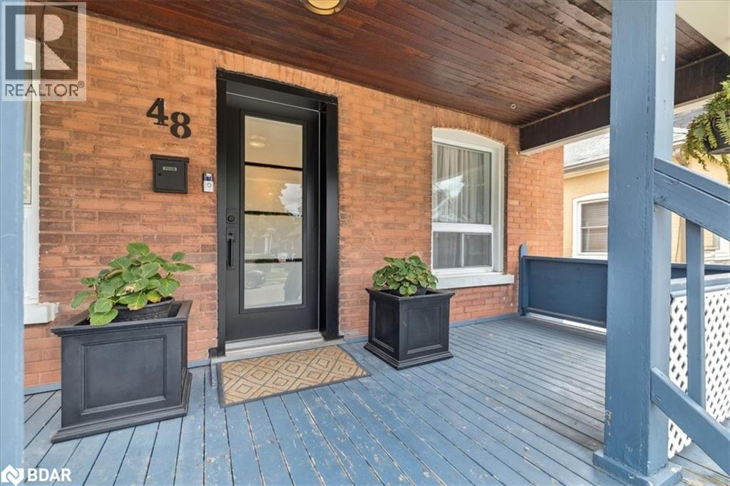 Photo 3 of 48 Aberdeen Avenue, Brantford ON