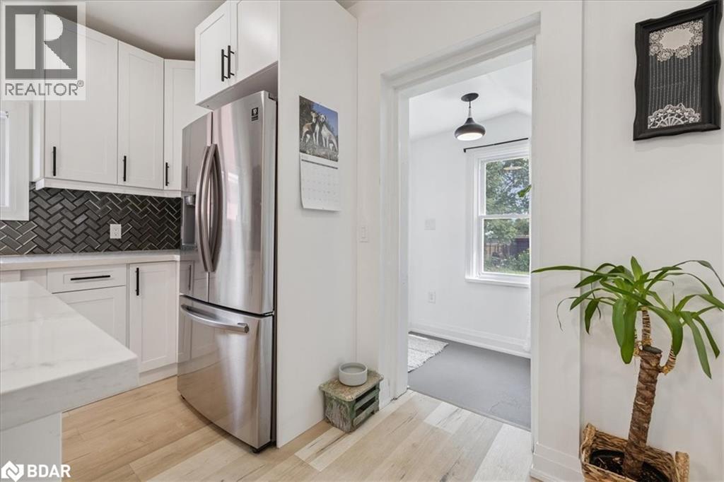 Photo 26 of 48 Aberdeen Avenue, Brantford ON